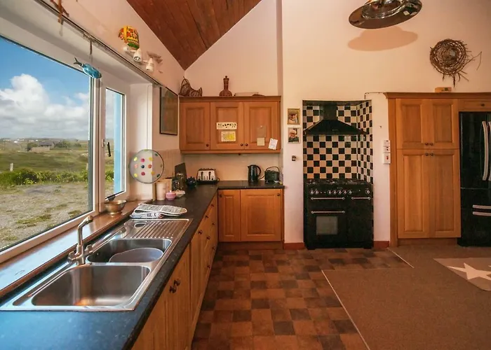 215 - Claddaghduff Holiday home